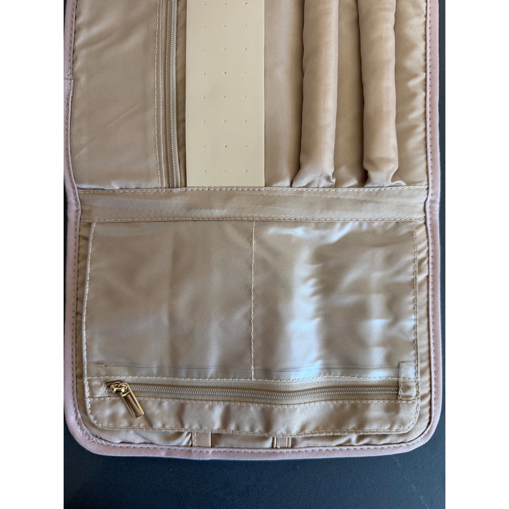 BAGSMART Quilted Travel Jewelry Organizer Case Soft Pink Magnetic‎ Closure NWT - Picture 6 of 9
